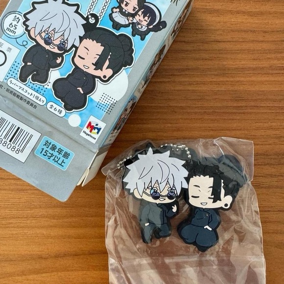 Jujutsu Kaisen Gojo Satoru and Geto Suguru keychain - Picture 3 of 3